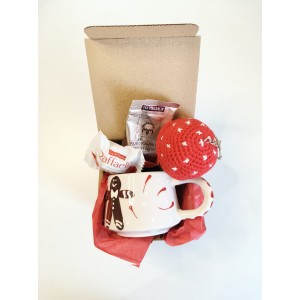 Kurabiye Adam Desenli Seramik Kupa Hediye Kutusu